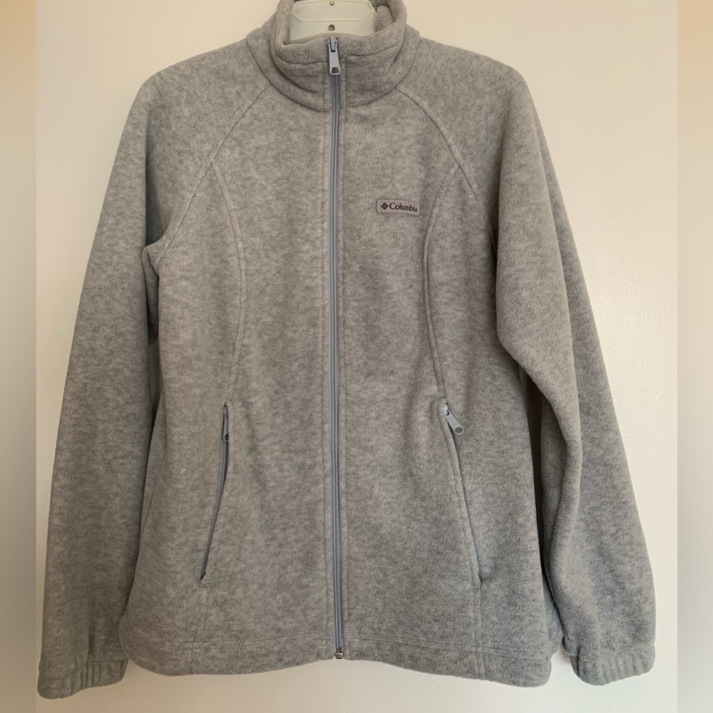 Columbia Women's Heather Gray Utility Jacket. Warm,cozy, comfortable.